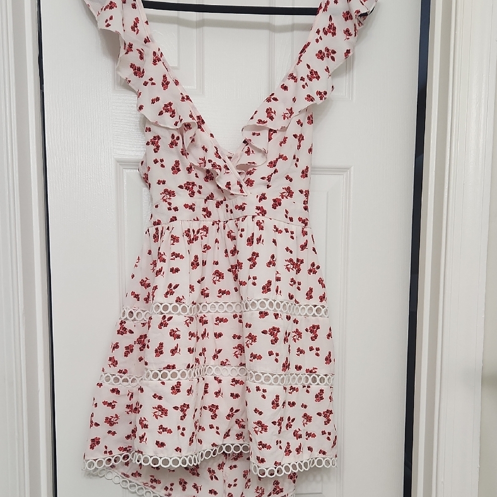 Floral Ruffle Sleeveless Top